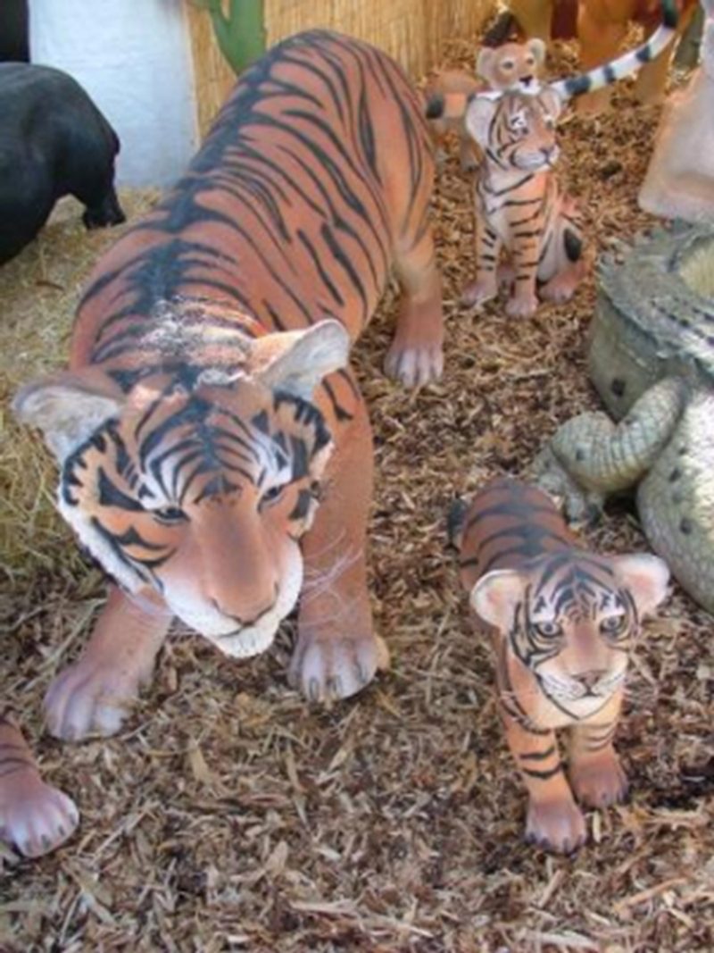Life size Tigers